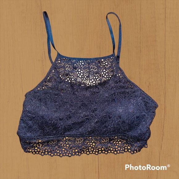 Black Lace Halter Top Bralette - Picture 1 of 2